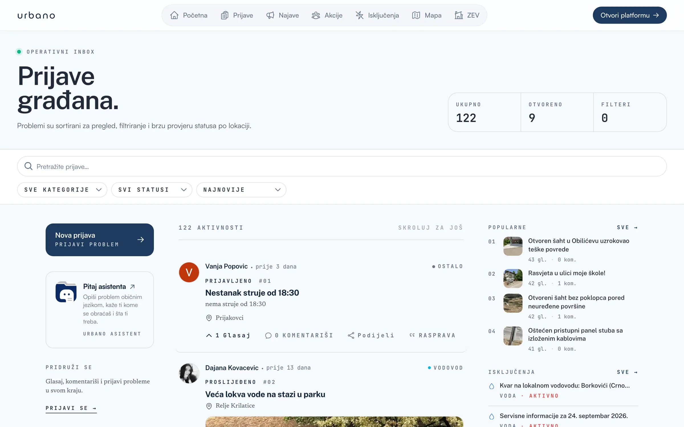 Public reports with photographs, locations and status.